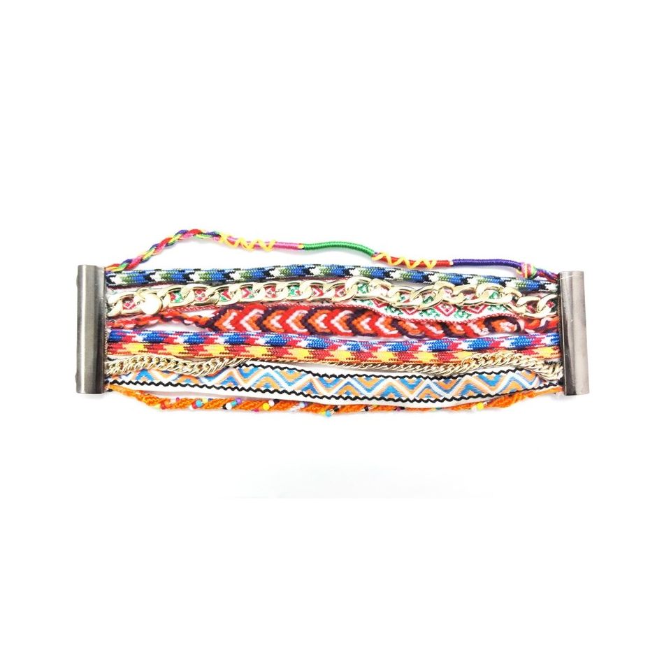 SEVERAL MAGNET CLOSURE BRACELET
