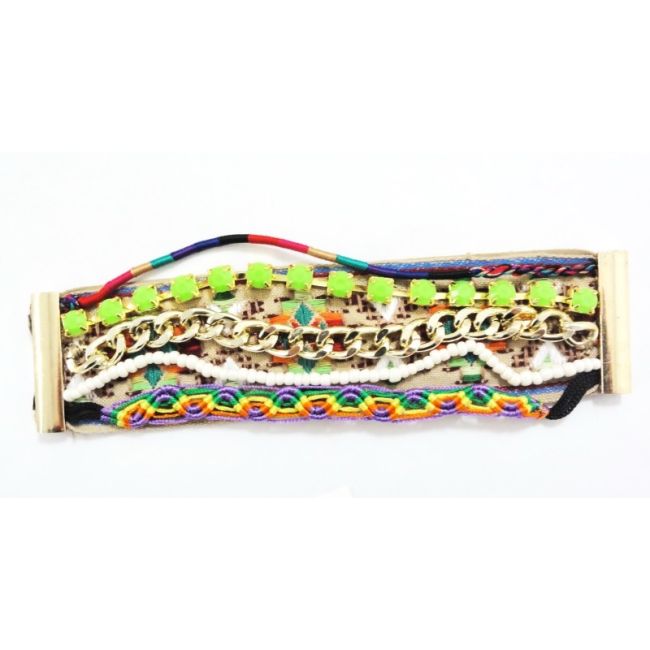 SEVERAL MAGNET CLOSURE BRACELET