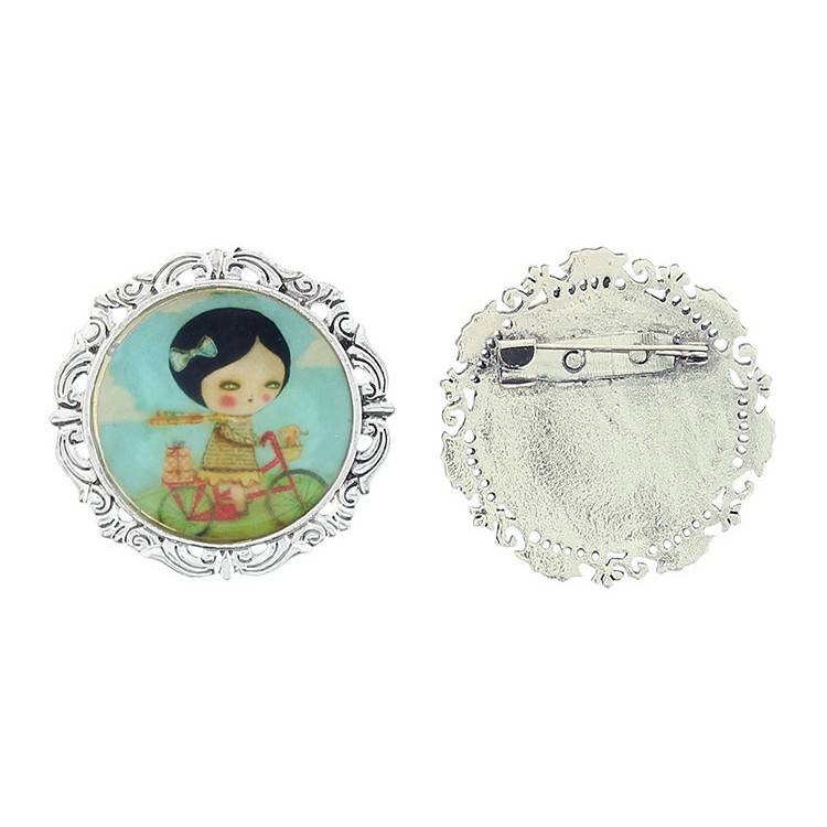 METAL ENAMEL BROOCH