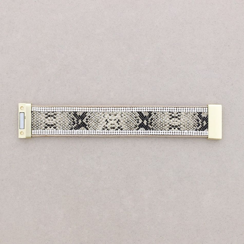 PRINTED BRACELET WITH MAGNET CLOSURE