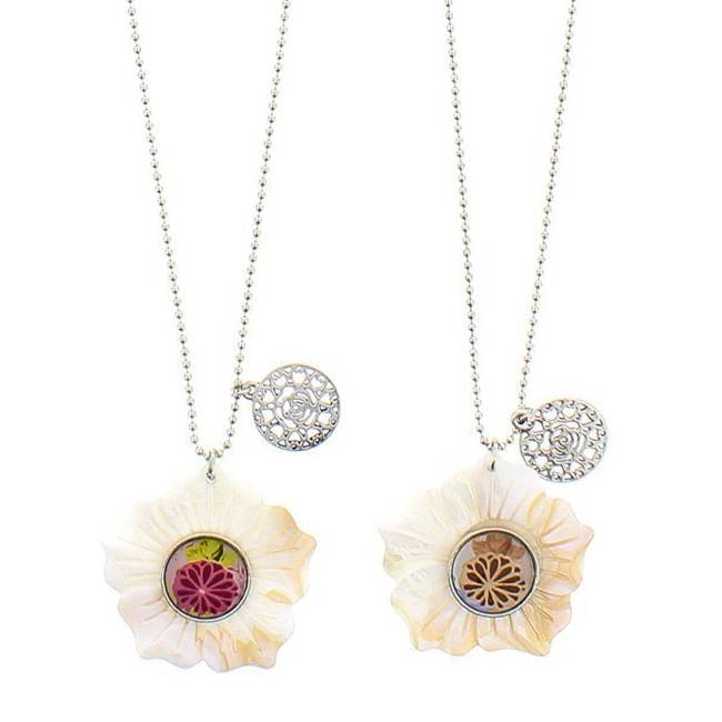 LONG PENDANT NECKLACE NACRE
