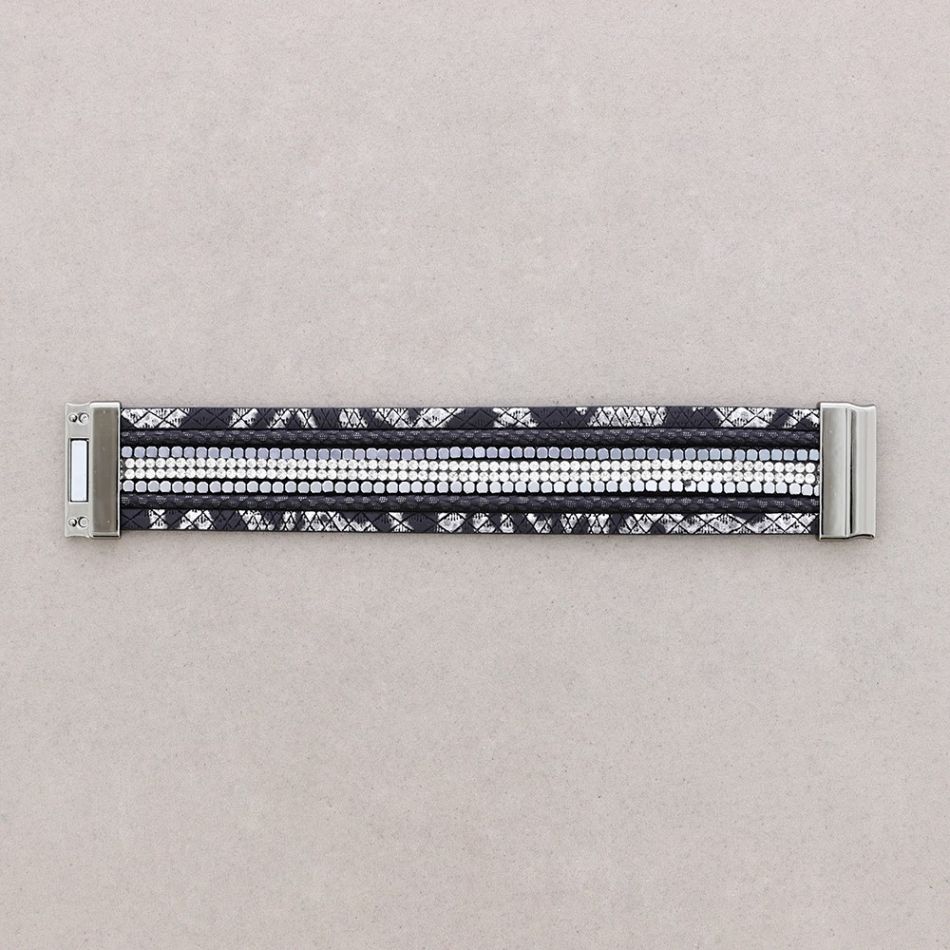 STRIPS BRACELET WITH MAGNET CLOSURE