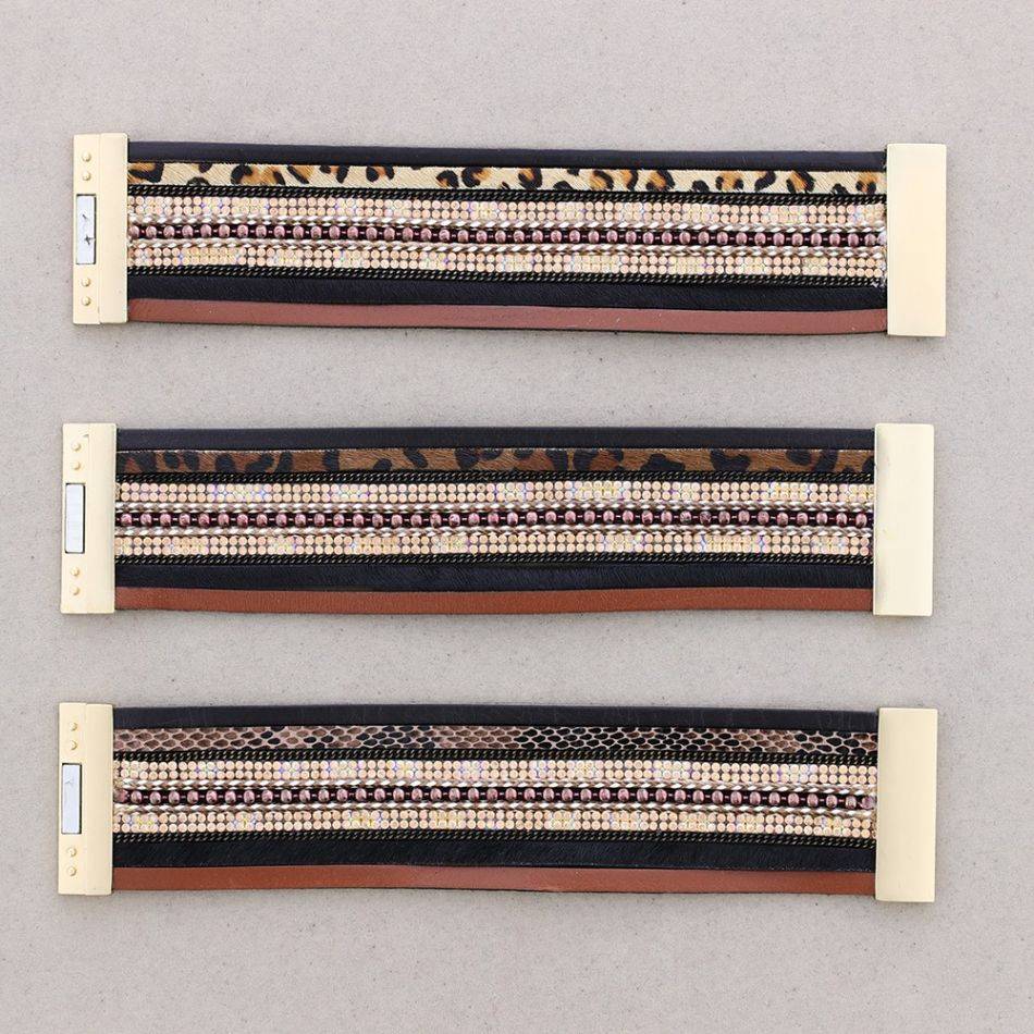 ETHNIC MAGNET BRACELET