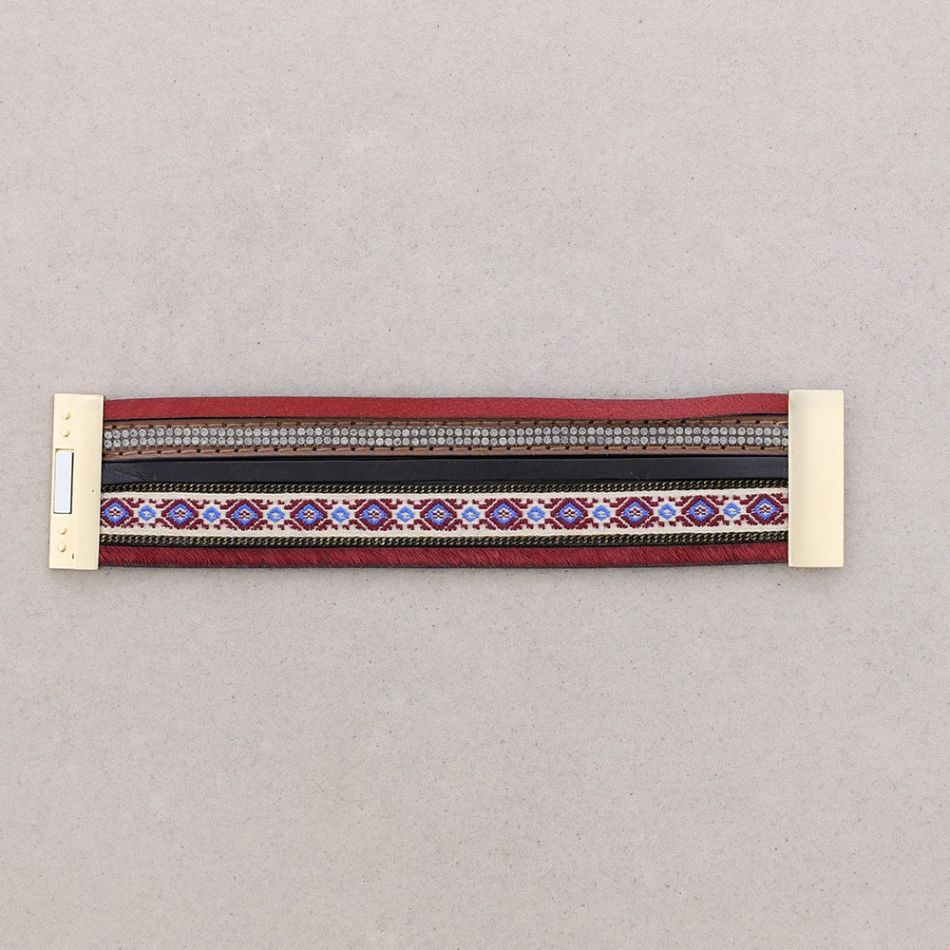 ETHNIC MAGNET BRACELET