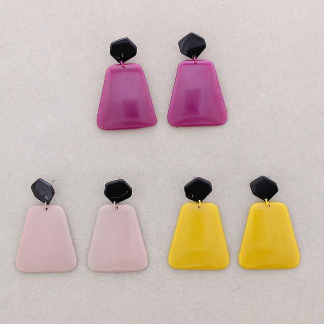 RESIN GEOMETRIC SHAPE PENDANT EARRINGS