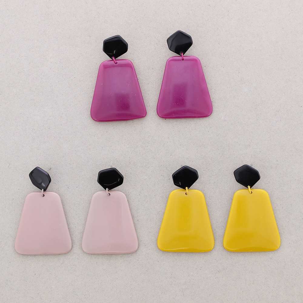 RESIN GEOMETRIC SHAPE PENDANT EARRINGS