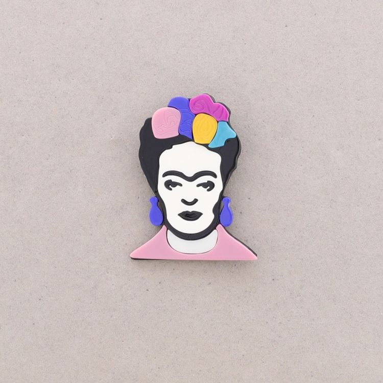 FRIDA RESIN BROOCH