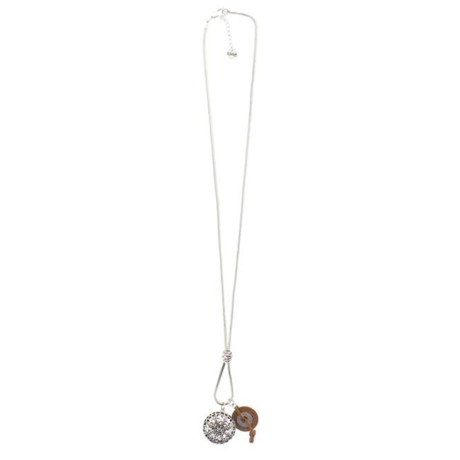 COLLAR LARGO COLG.METAL CUERO