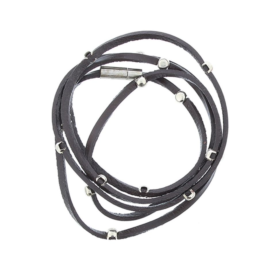 LEATHER BRACELET WITH RIVETS