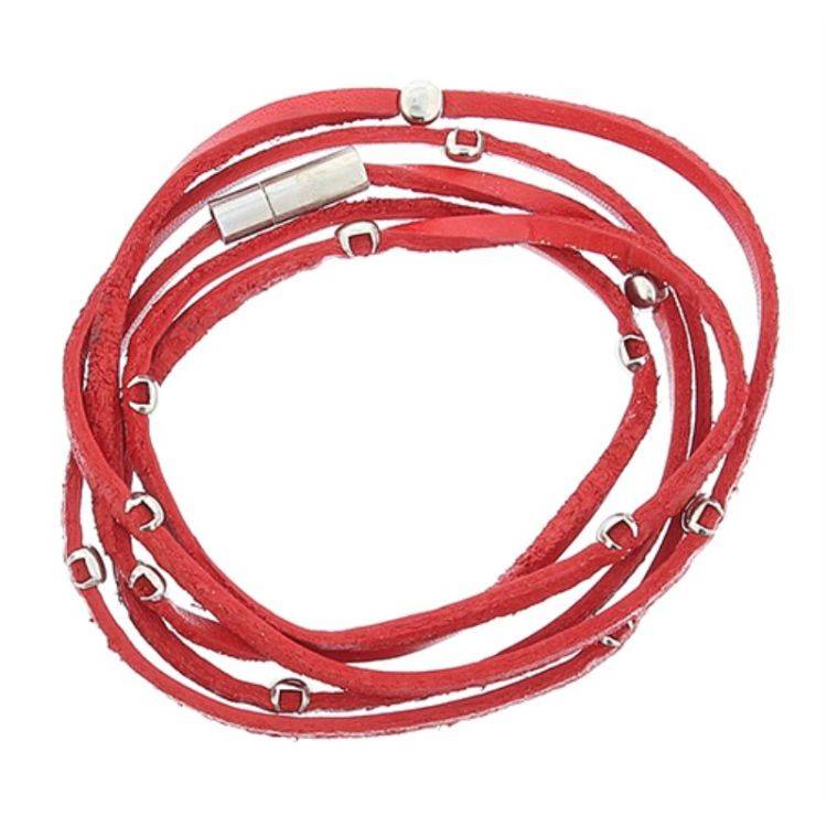 LEATHER BRACELET WITH RIVETS 2