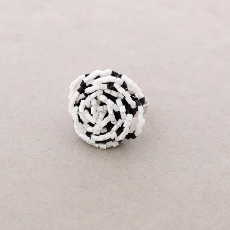 ANILLO CUENTAS ABALORIOS
