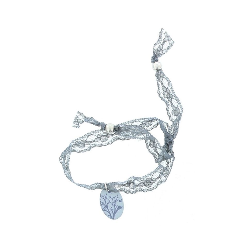 HANGING LACE BRACELET. PRINT