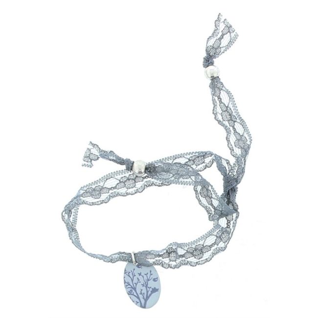 HANGING LACE BRACELET. PRINT
