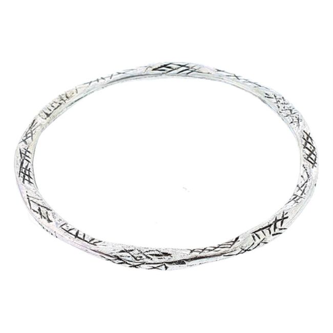 RIGID METAL BRACELET