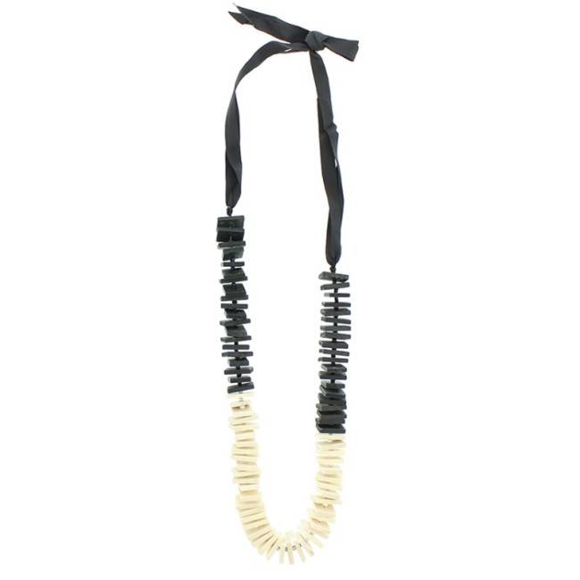 COLLAR LARGO CUENTAS MADERA