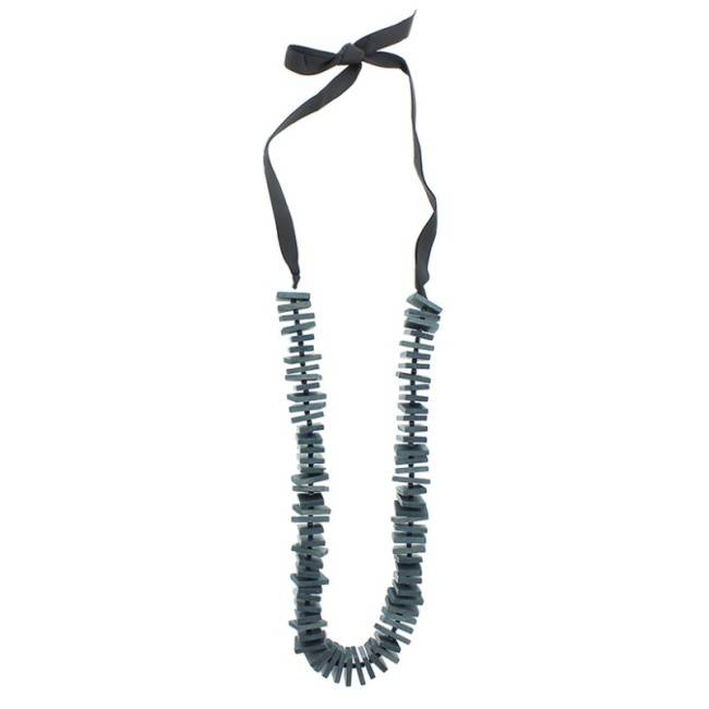 COLLAR LARGO CUENTAS MADERA