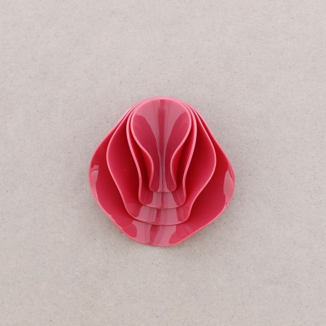 RESIN LAYERED BROOCH