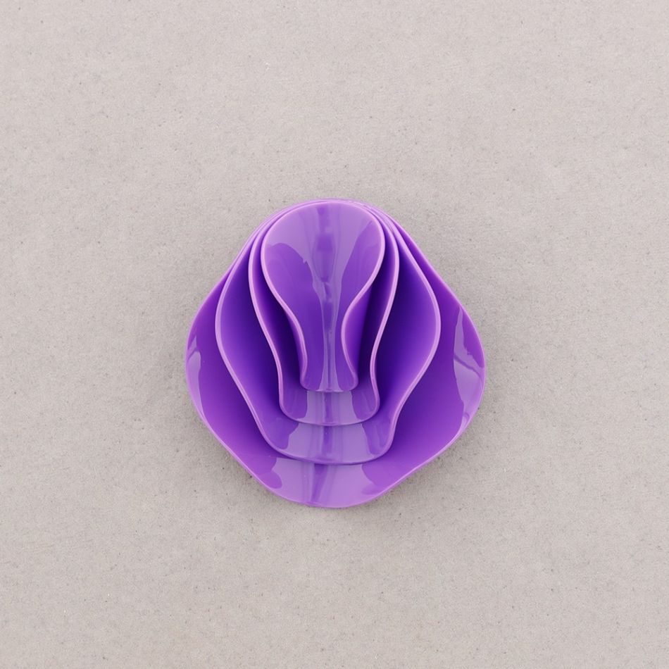 RESIN LAYERED BROOCH