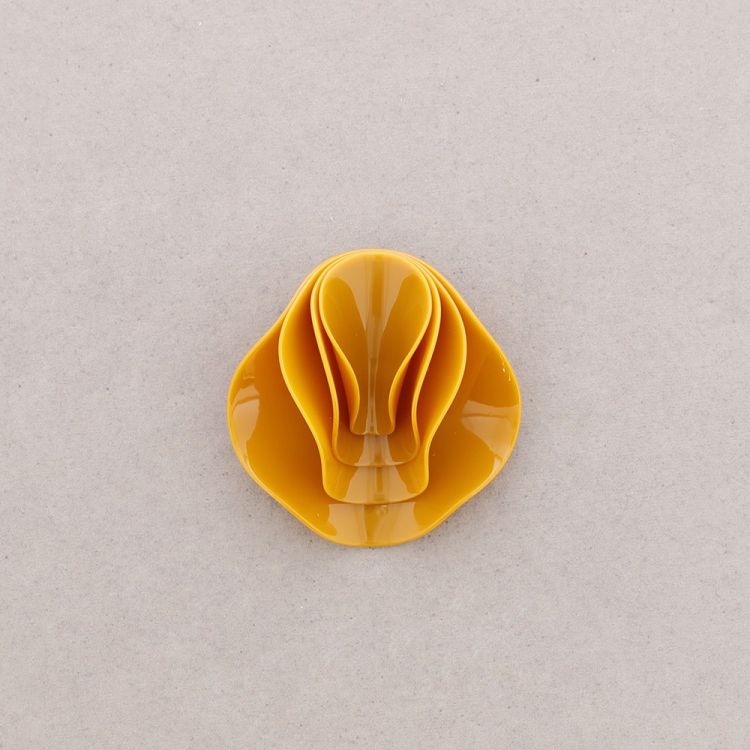 RESIN LAYERED BROOCH