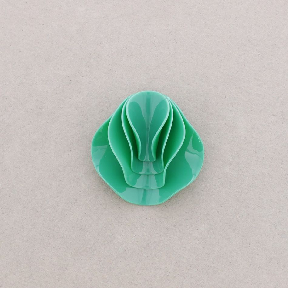 RESIN LAYERED BROOCH