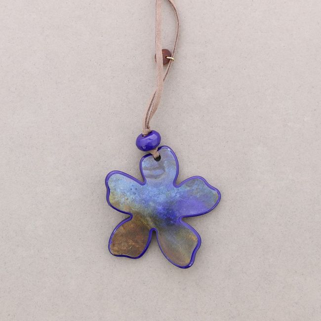 PRINTED RESIN FLOWER PENDANT LONG NECKLACE