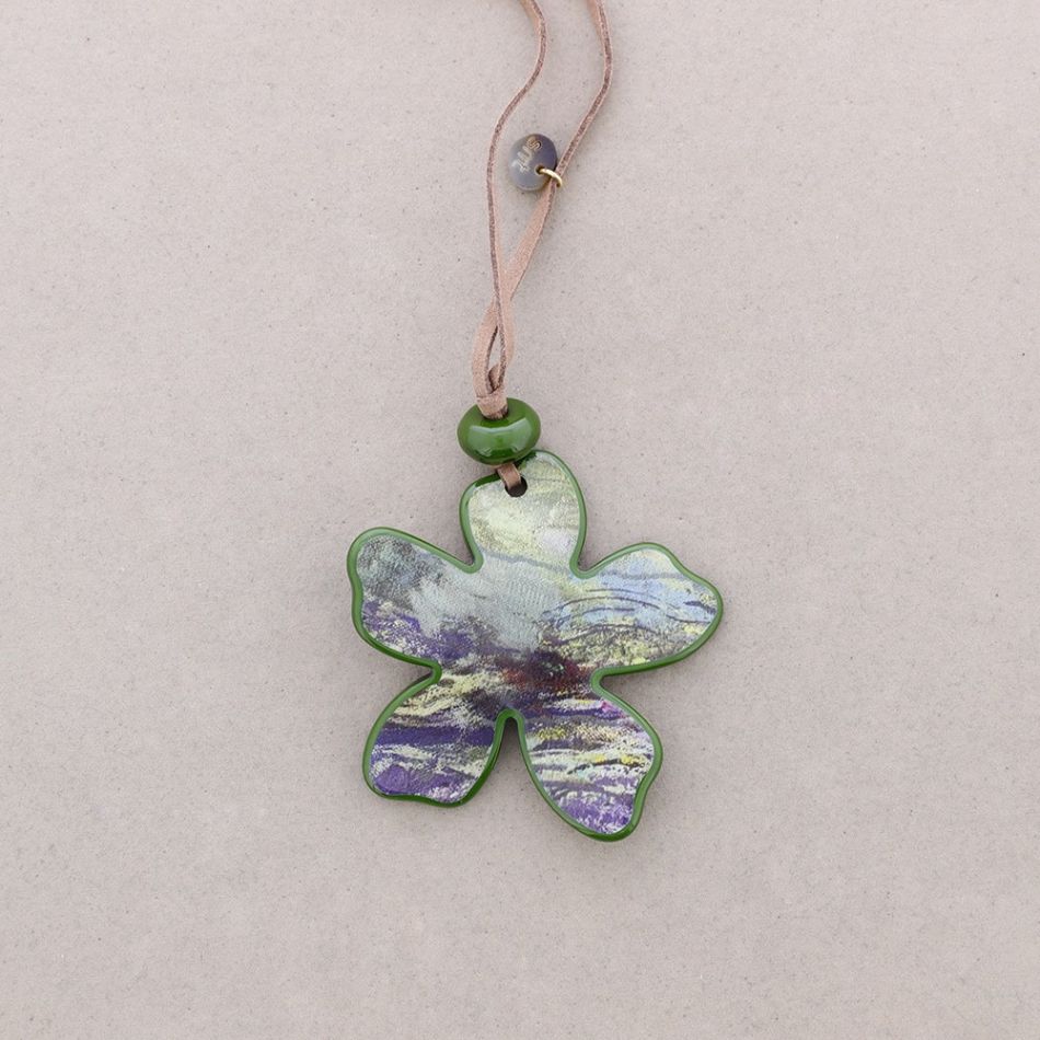 COLLAR LARGO COLGANTE FLOR RESINA ESTAMPADA