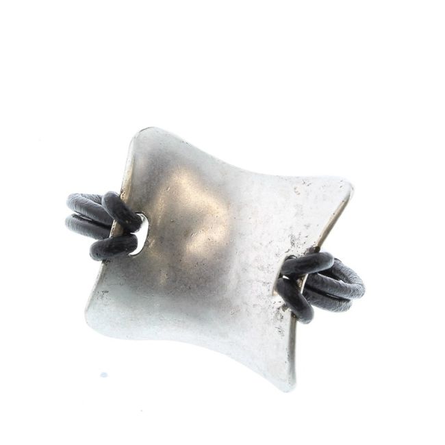 METALLIC LEATHER BRACELET