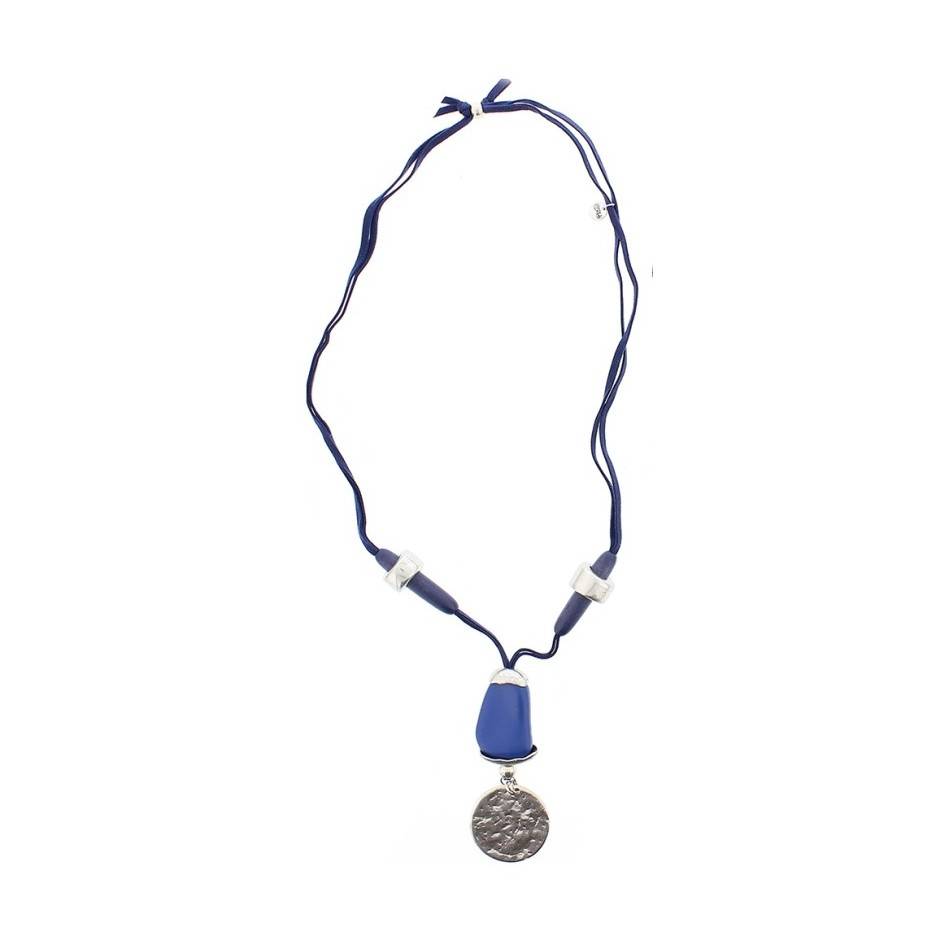 COLLAR LARGO CUENTAS METAL RESINA