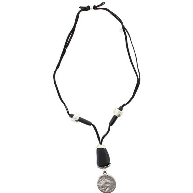 COLLAR LARGO CUENTAS METAL RESINA