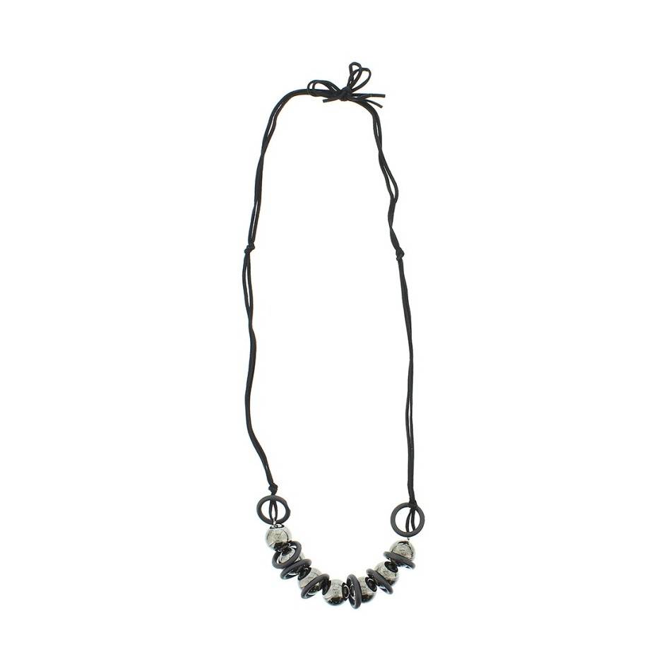 COLLAR LARGO ANTELINA PERLAS METALICAS