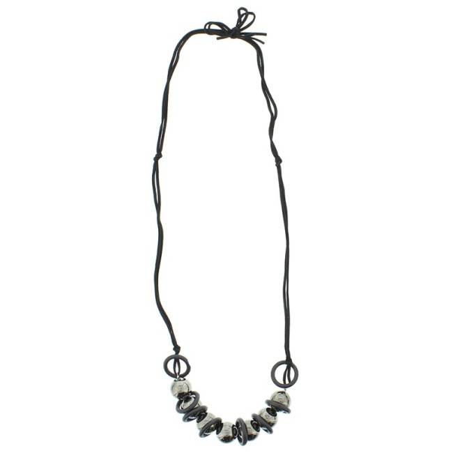 COLLAR LARGO ANTELINA PERLAS METALICAS