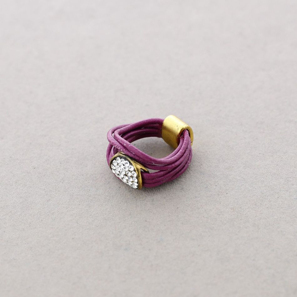 LEATHER METAL CRYSTALS RING