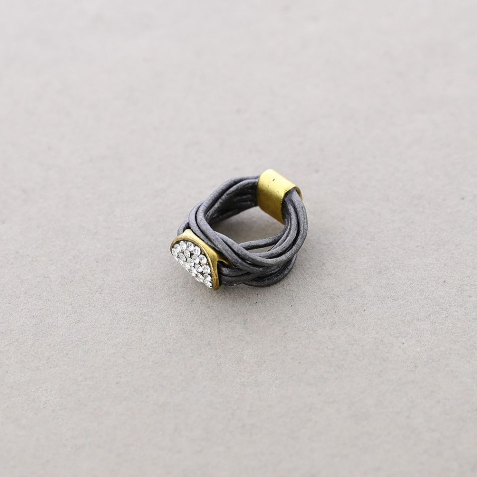 LEATHER METAL CRYSTALS RING