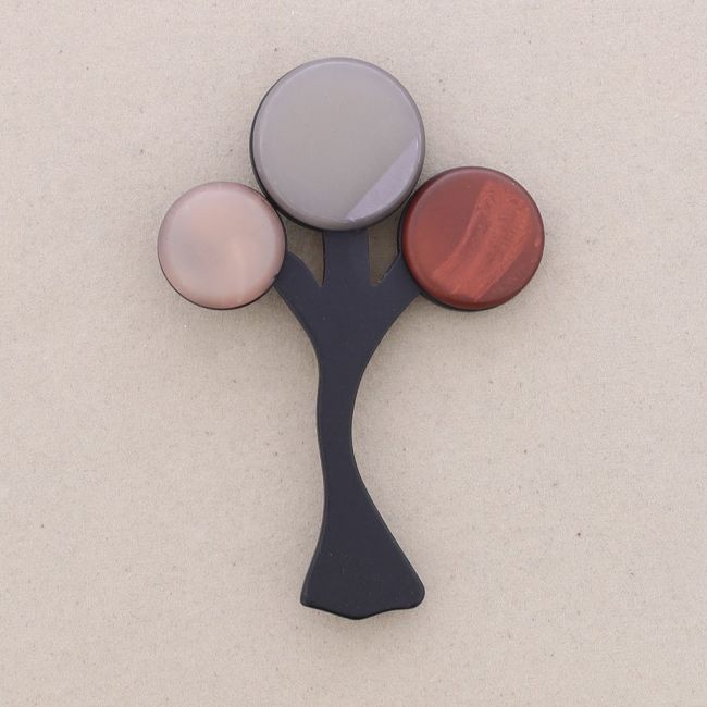 BROCHE ÁRBOL RESINA