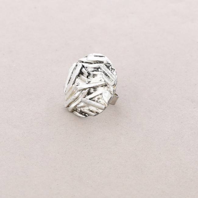 METAL RING