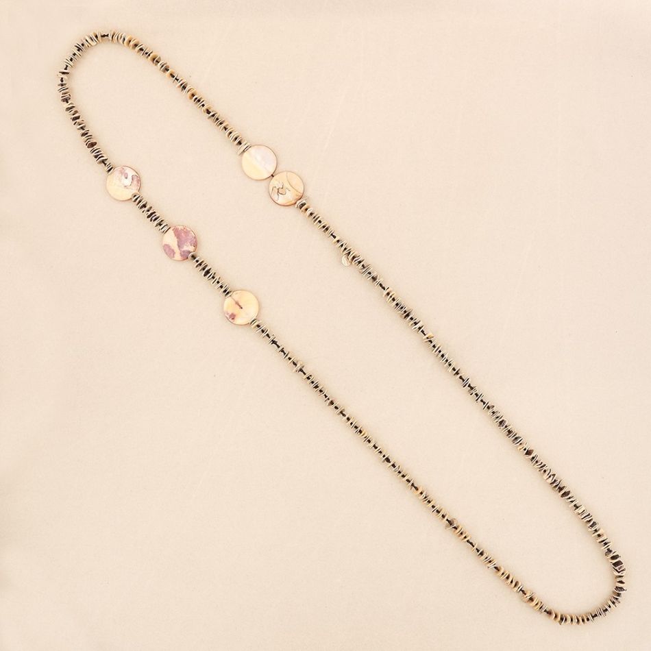 COLLAR LARGO CUENTAS NÁCAR METAL