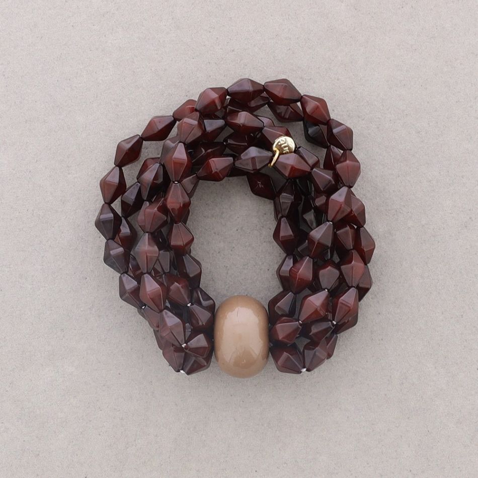 ELASTIC BRACELET WITH RESIN BEADS