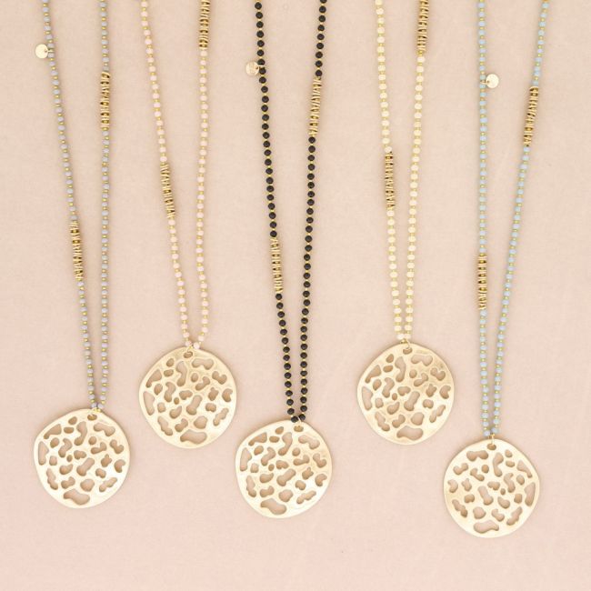 COLLAR LARGO CRISTALES COLGANTE MEDALL METAL