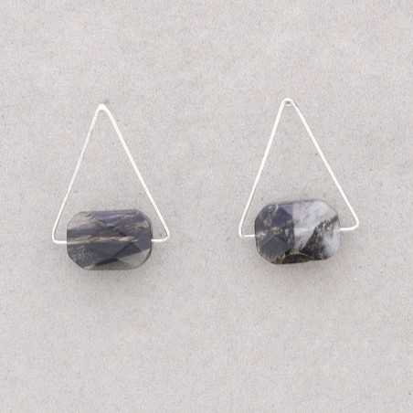 TRIANGULAR EARRINGS WITH FACETED STONE