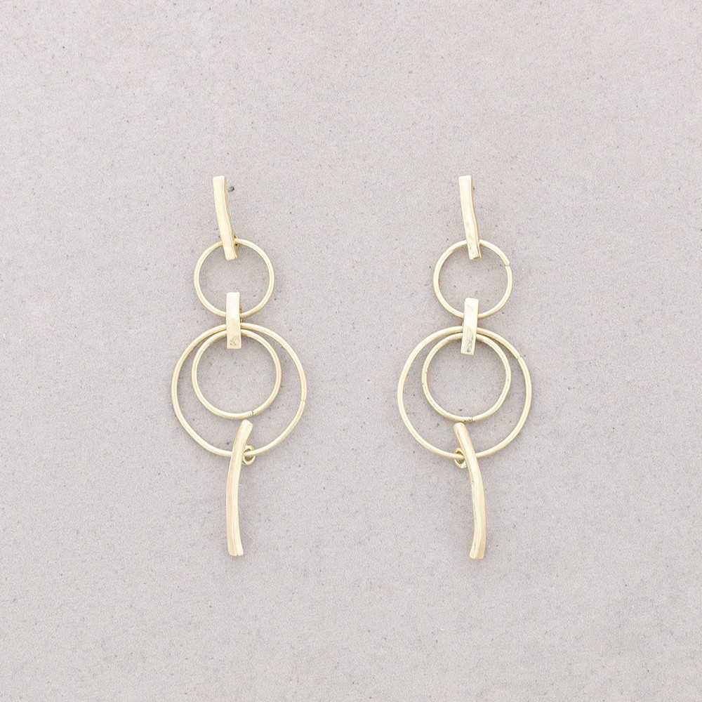 METAL SHAPED EARRINGS