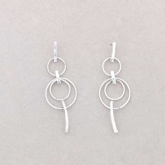 METAL SHAPED EARRINGS