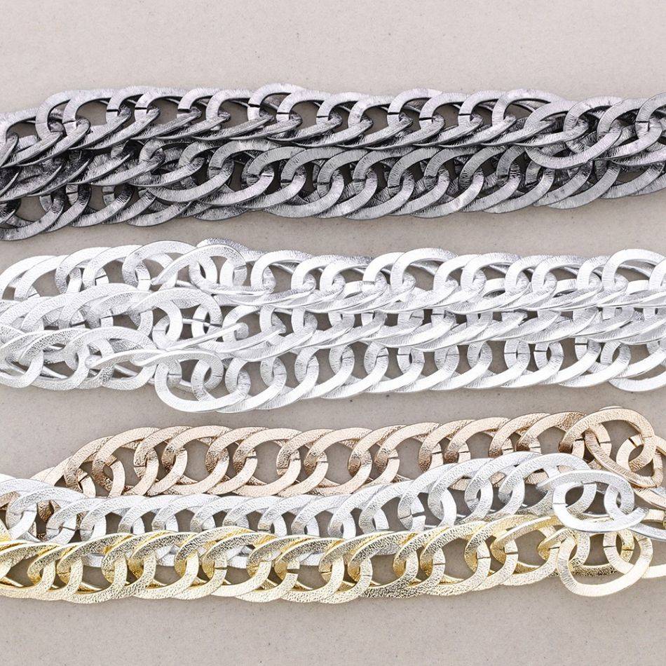 TRIPLE LINK SHORT NECKLACE