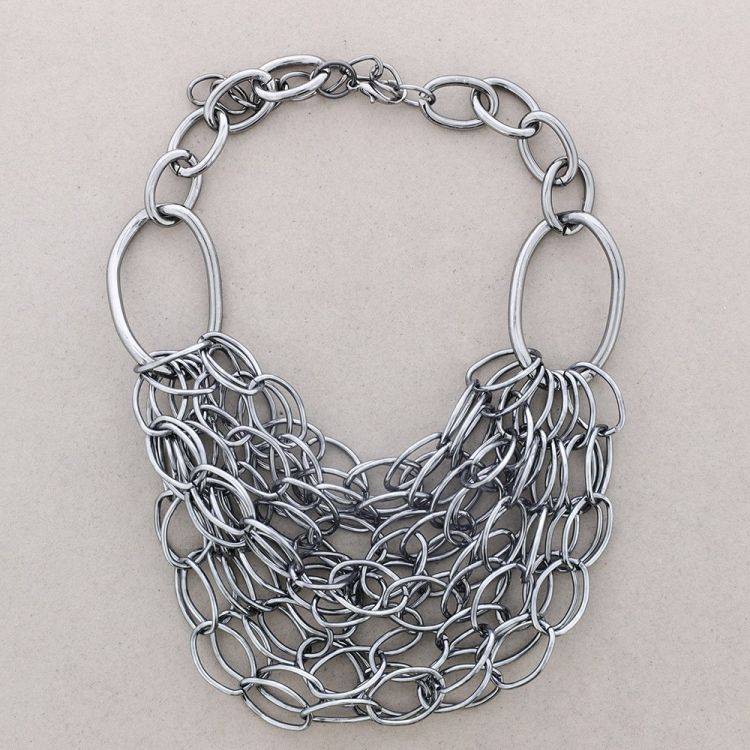 LINK SHORT NECKLACE 2