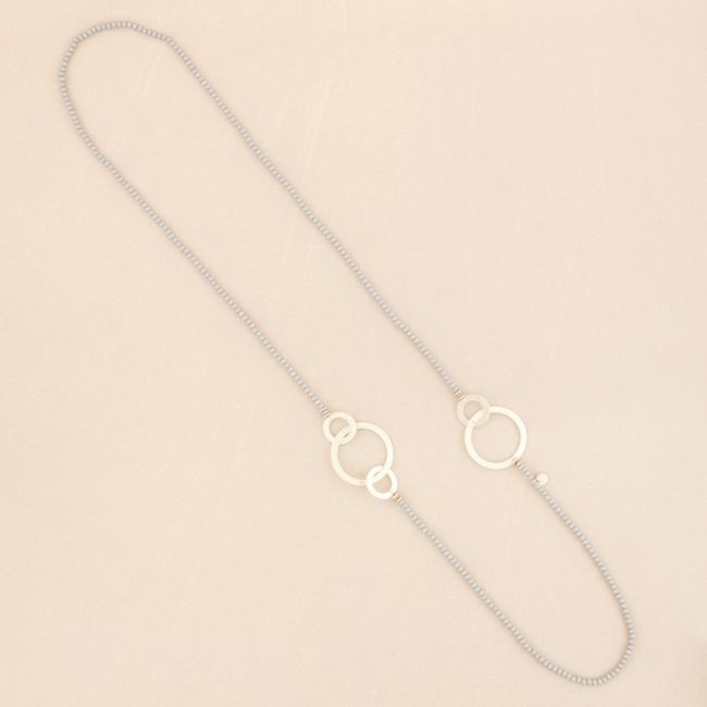 COLLAR LARGO CUENTAS CRISTALES ANILLAS METAL