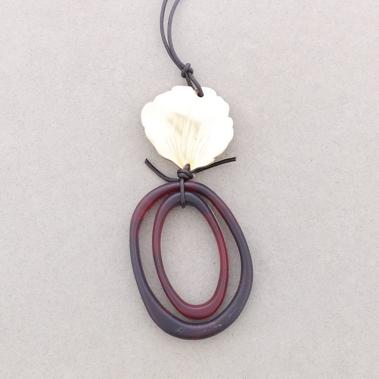 COLLAR LARGO COLGANTE DOBLE ARO RESINA