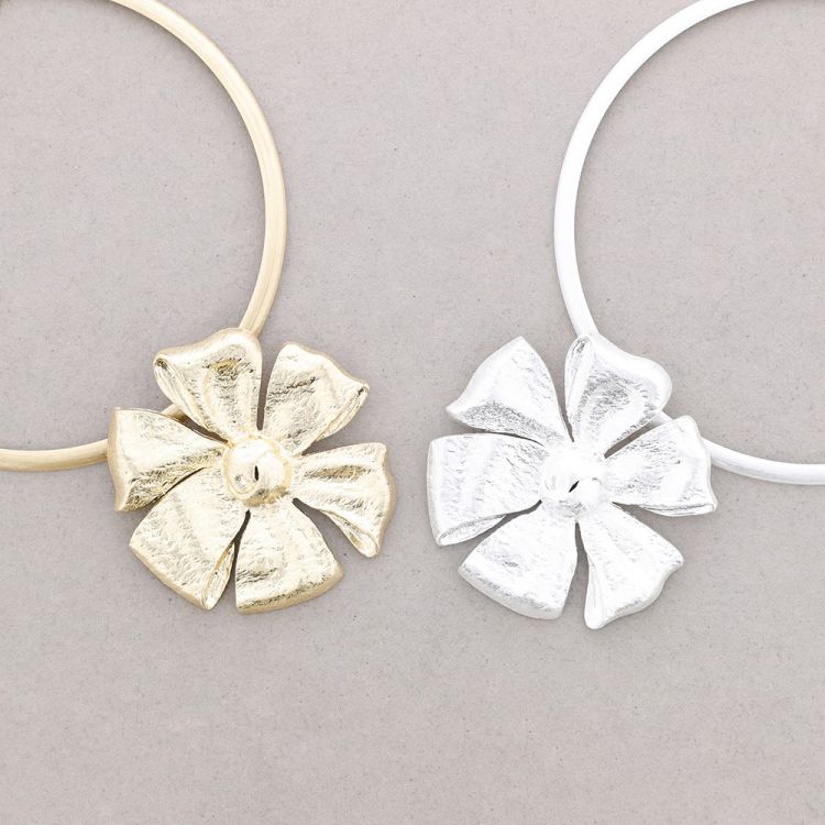 GARGANTILLA FLOR METAL 2