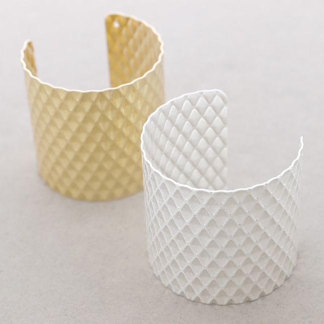 WIDE ADJUSTABLE METAL BRACELET