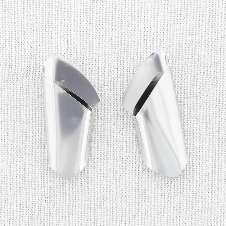 IRREGULAR SHAPE STEEL EARRINGS