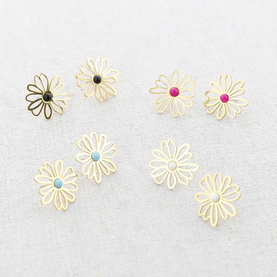 STONE FLOWER STEEL STUD EARRINGS