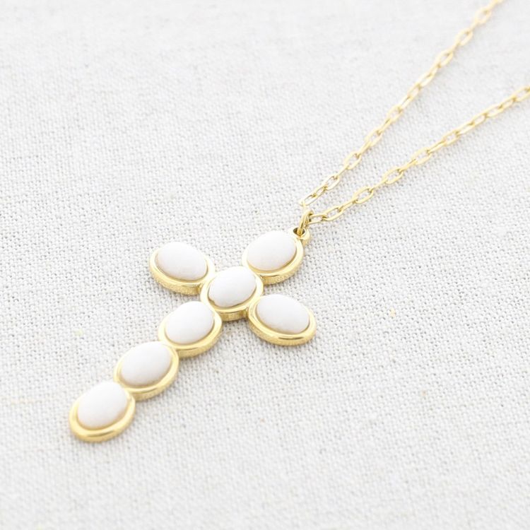 STONE CROSS PENDANT STEEL NECKLACE